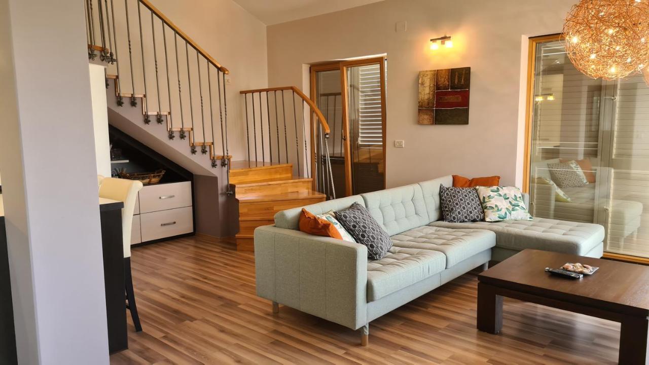 Villa Amalia Apartments マリンスカ エクステリア 写真