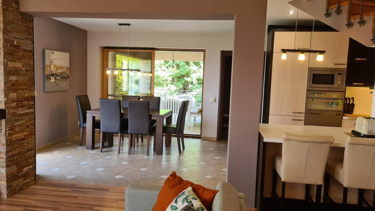 Villa Amalia Apartments マリンスカ エクステリア 写真
