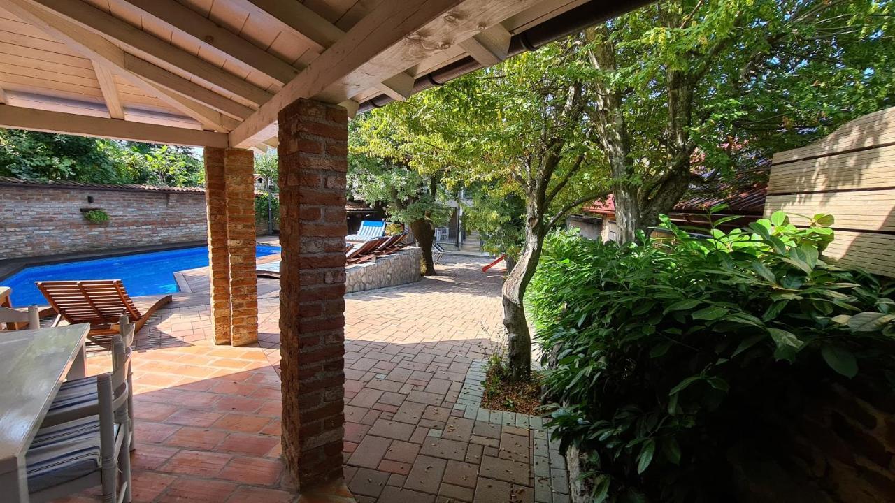 Villa Amalia Apartments マリンスカ エクステリア 写真