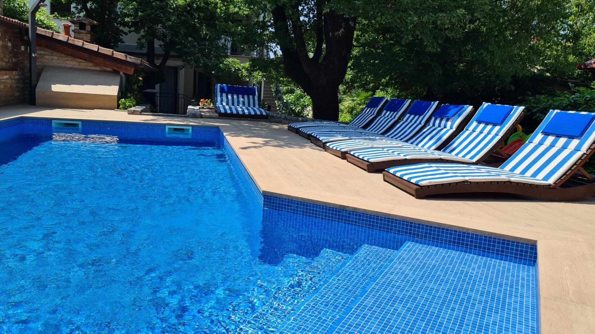 Villa Amalia Apartments マリンスカ エクステリア 写真