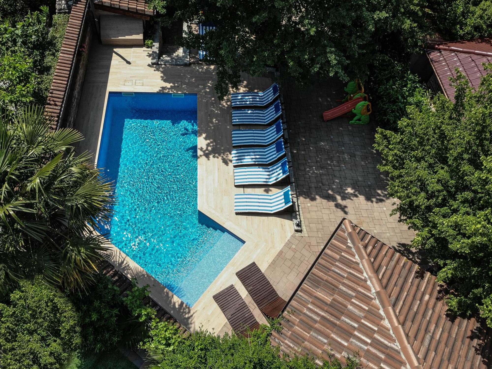 Villa Amalia Apartments マリンスカ エクステリア 写真